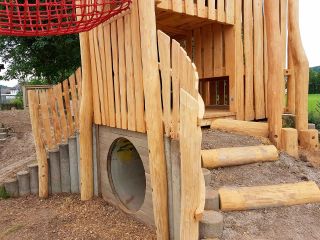 Überbauter Tunnel Kindergarten